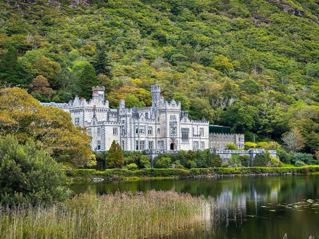 Poimiroo Kylemore Abbey, Ireland 9 16 24 Edh 58 Copy