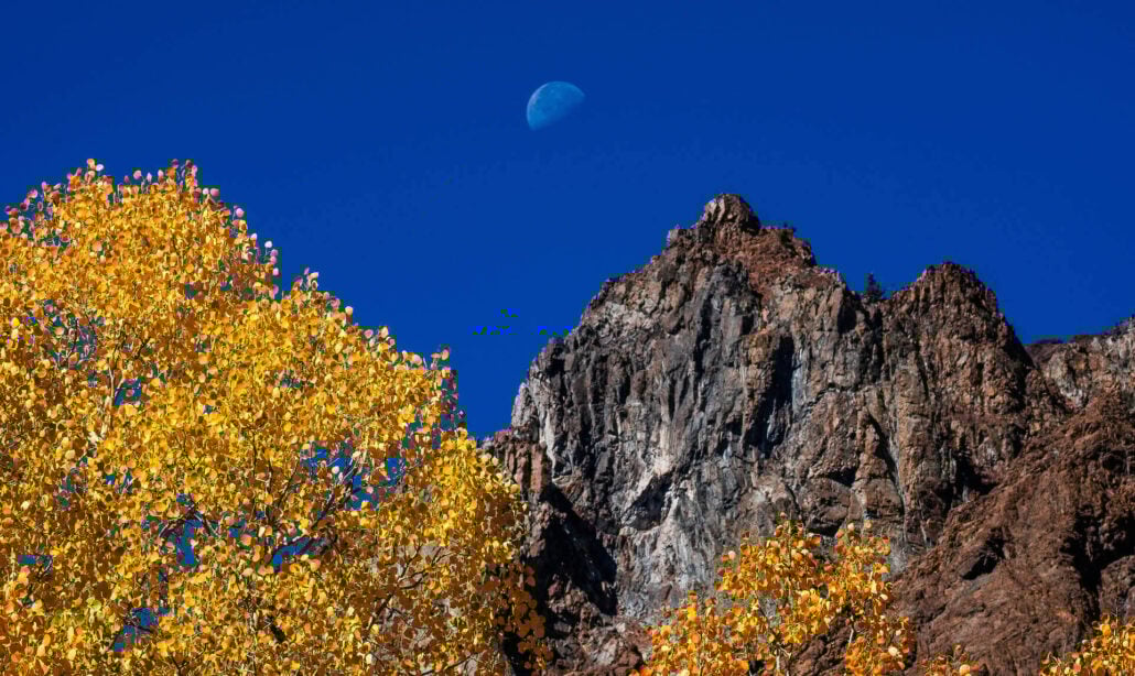 10 12 25 lundy lake #7 moon over lundy a1